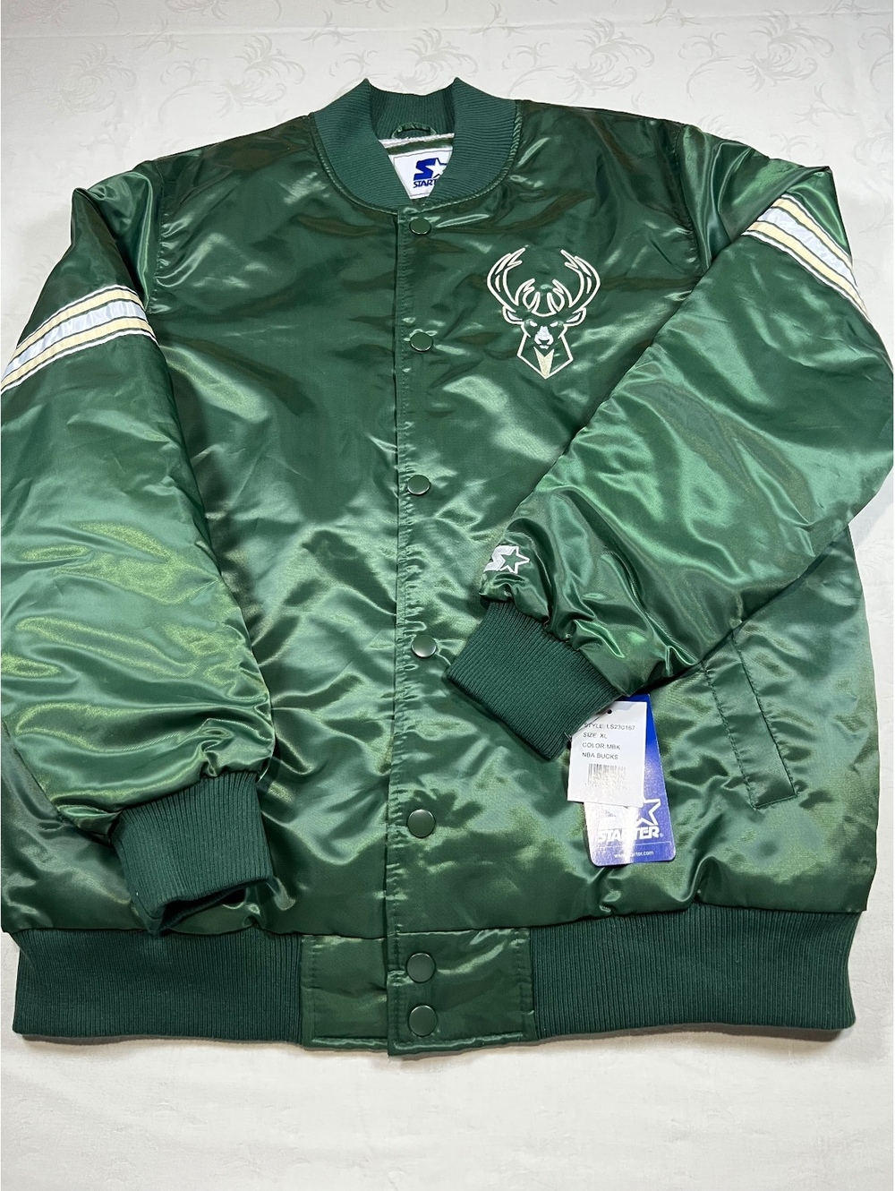 NEW Starter Milwaukee Bucks Green Tan Satin Stitched Quilted Jacket Size XL